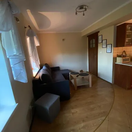 Pieczarki 山林小屋 Pieczarki